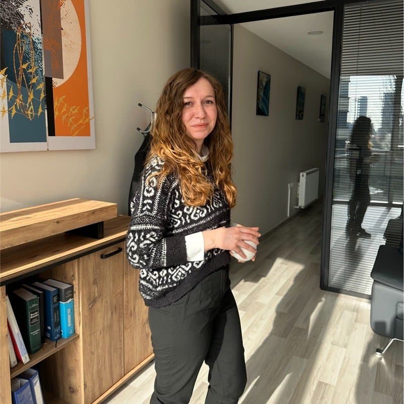 Nazlı Yalçın